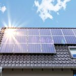 Reasons to Consider Going Solar in 2022